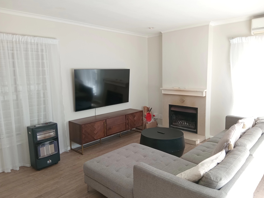 To Let 3 Bedroom Property for Rent in Rondebosch Western Cape
